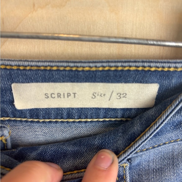 Pilcro Script High-Rise High-Low Skinny Jeans Size 32 - Picture 4 of 5